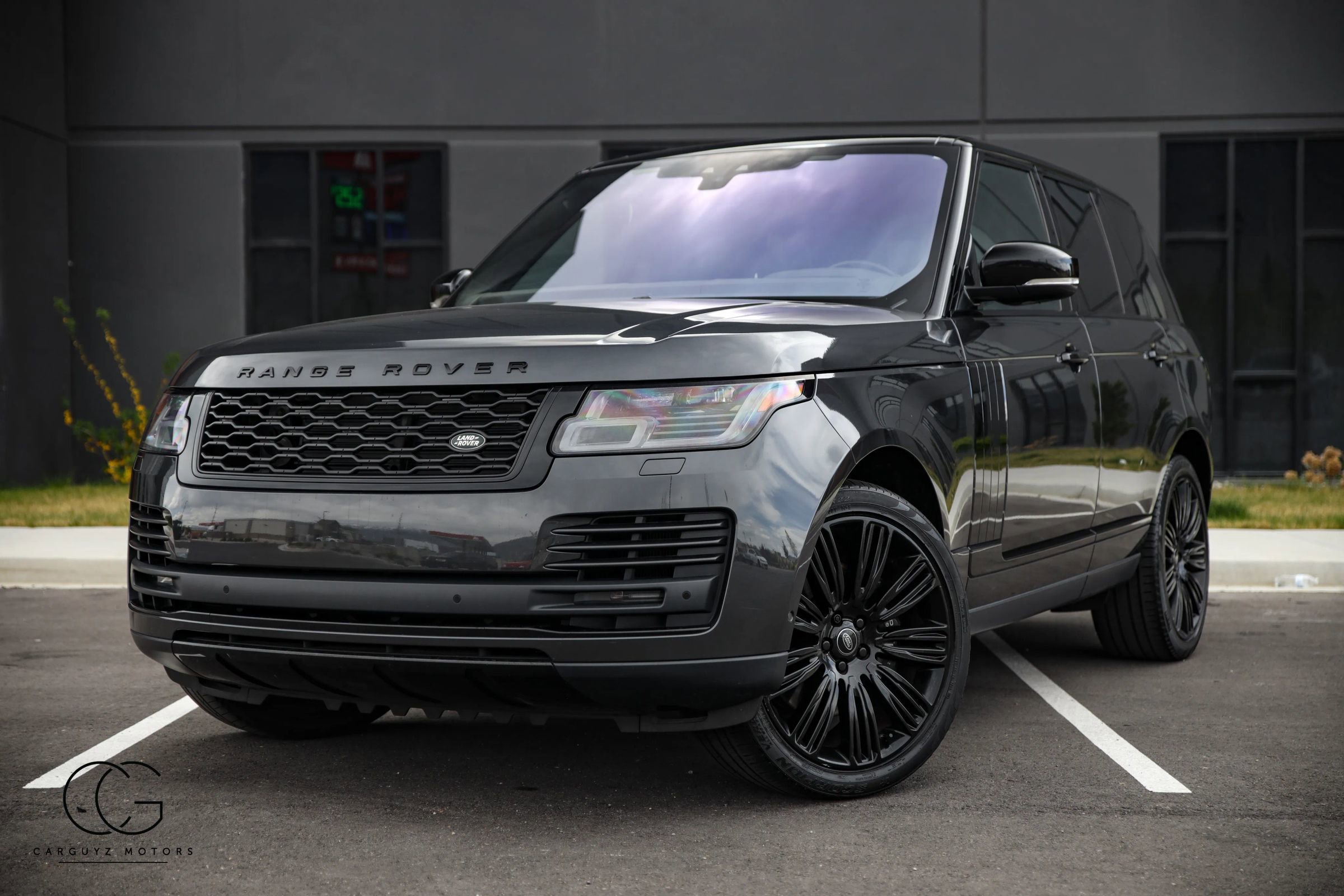 2022 Land Rover Range Rover P525 Westminster Edition