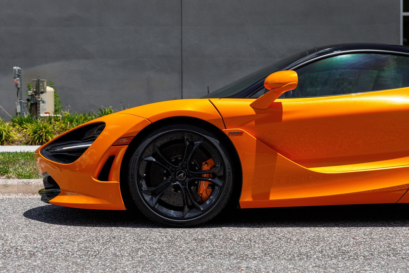 Used 2019 McLaren 720S Luxury photo 20