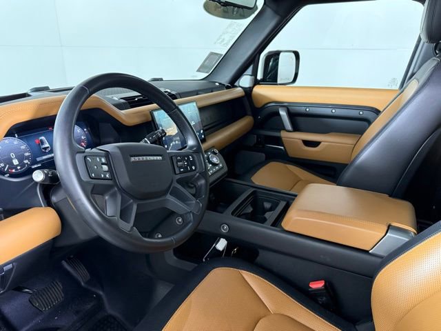 2024 Land Rover Defender 130 X-Dynamic SE