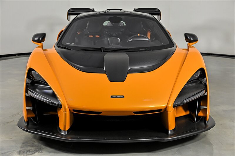 Used 2019 McLaren Senna photo 8
