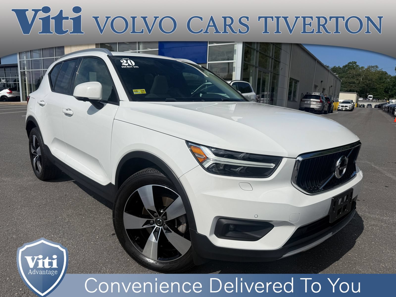 Used 2020 Volvo XC40 T5 Momentum w/ Protection Package