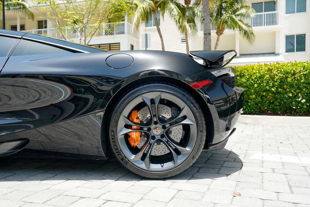 Used 2018 McLaren 720S Performance photo 16