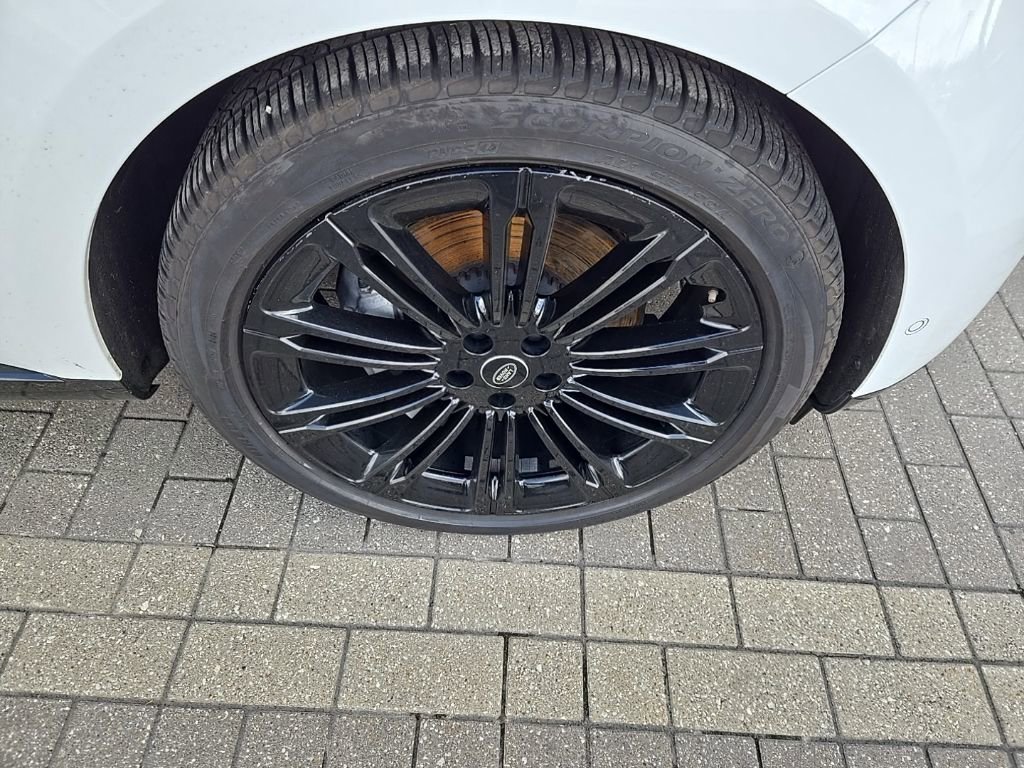 2022 Land Rover Range Rover SE