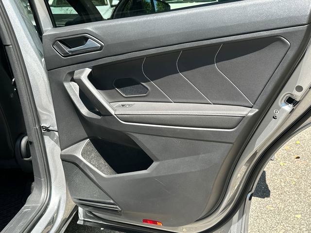 2023 Volkswagen Tiguan SE R-Line