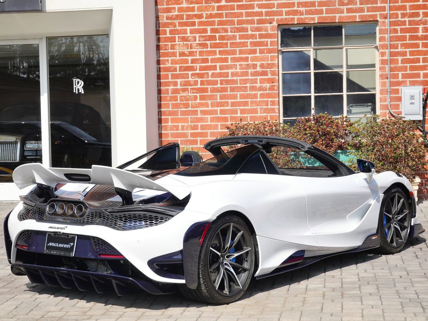 Used 2022 McLaren 765LT 4