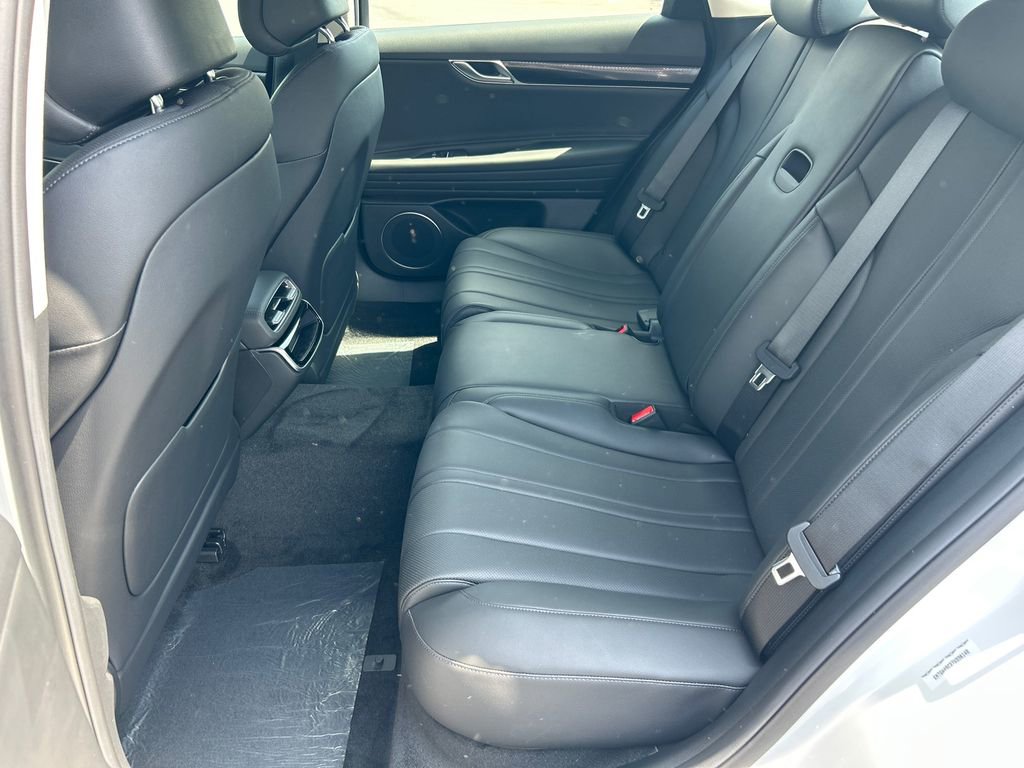 2026 Genesis G80 2.5T