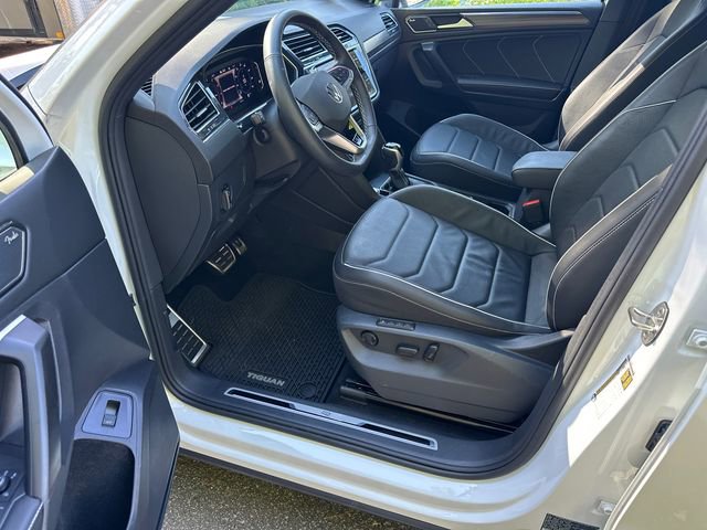 2023 Volkswagen Tiguan SEL R-Line