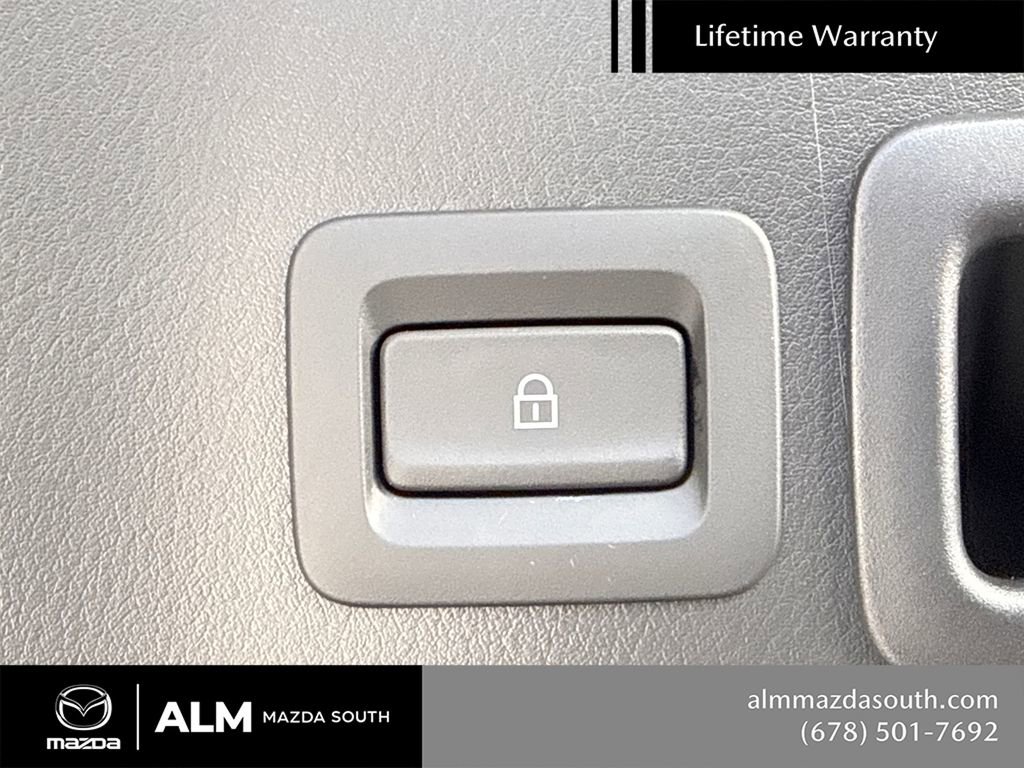 2026 MAZDA Mazda3 Carbon