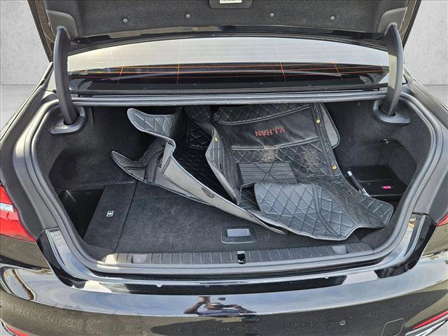 2018 BMW 740e xDrive