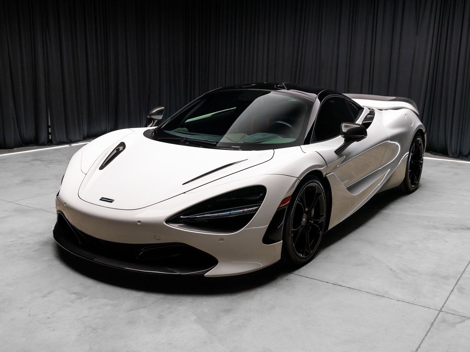 Used 2019 McLaren 720S Performance photo 21