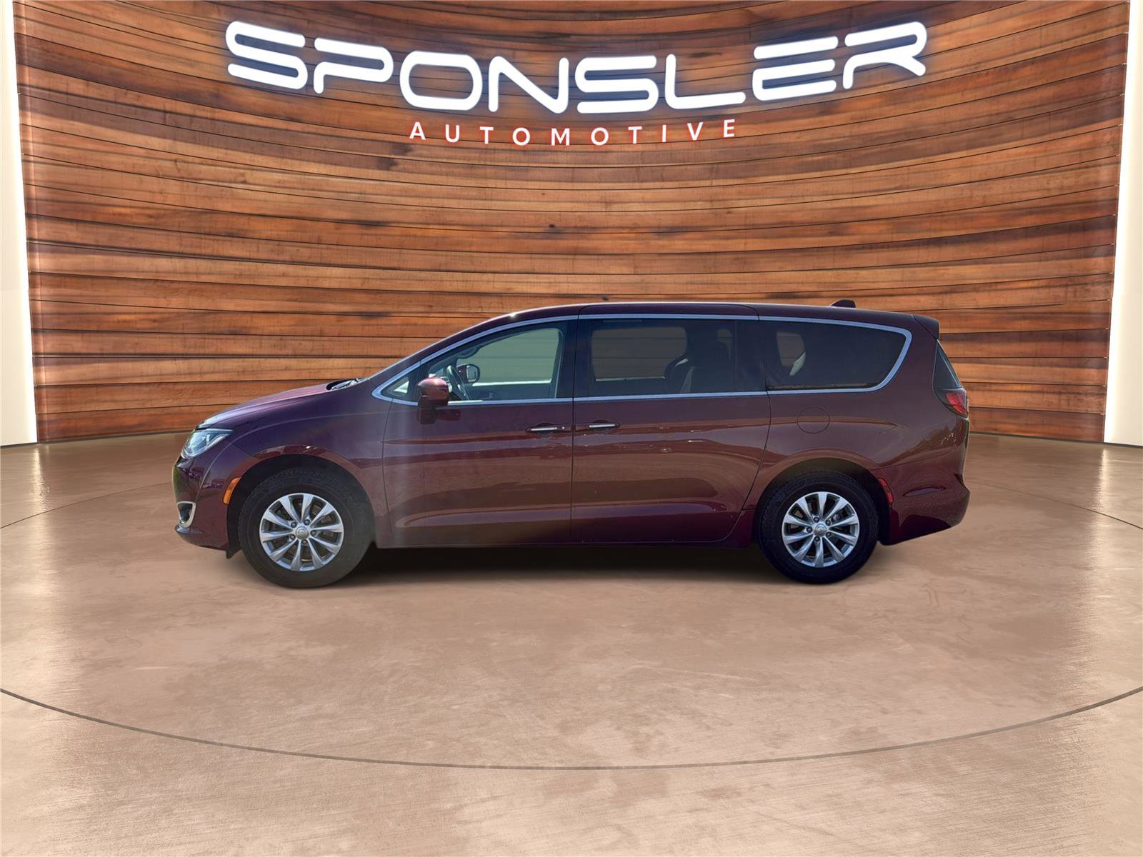2018 Chrysler Pacifica Touring Plus