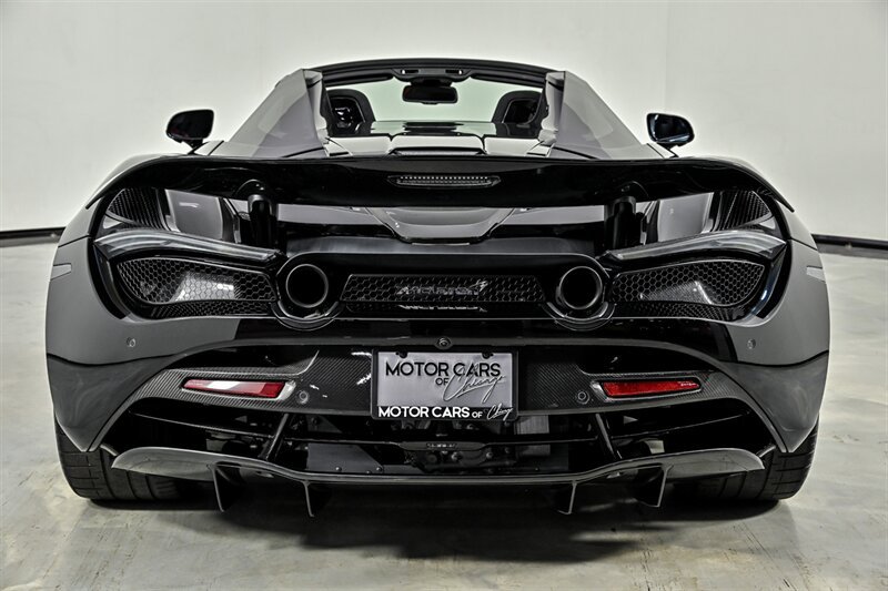 Used 2019 McLaren 720S Spider photo 11