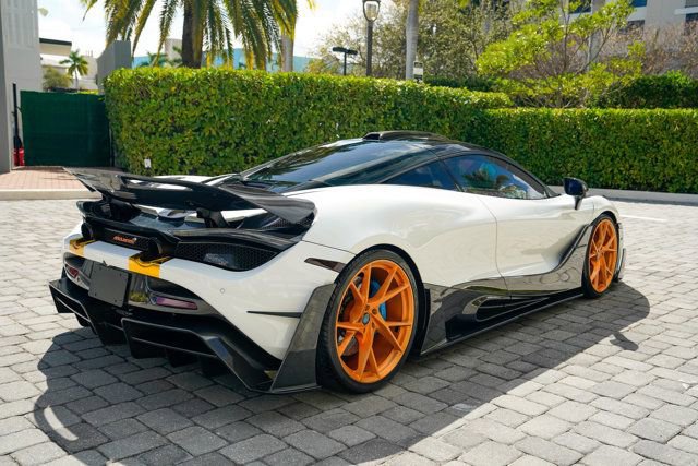 Used 2019 McLaren 720S Performance photo 27
