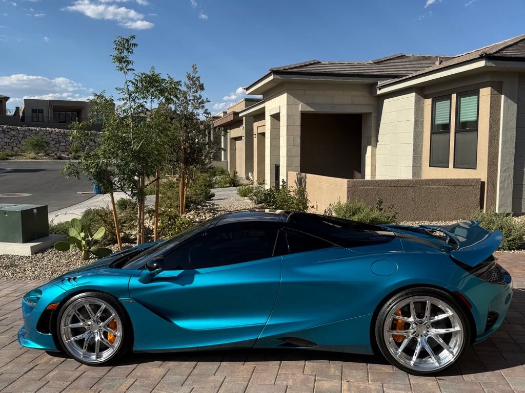Used 2024 McLaren 750S Spider photo 9