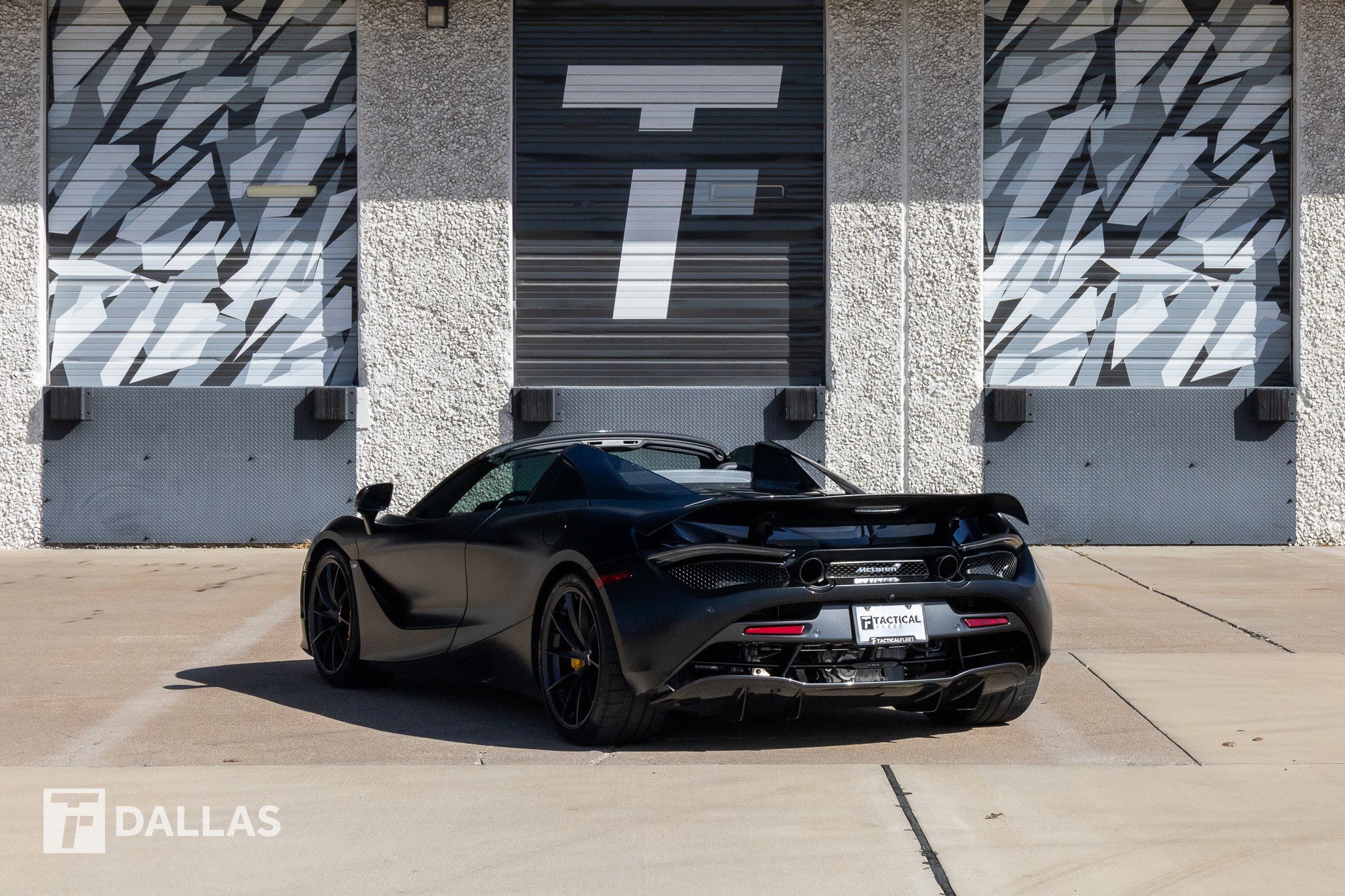 Used 2022 McLaren 720S Luxury photo 12
