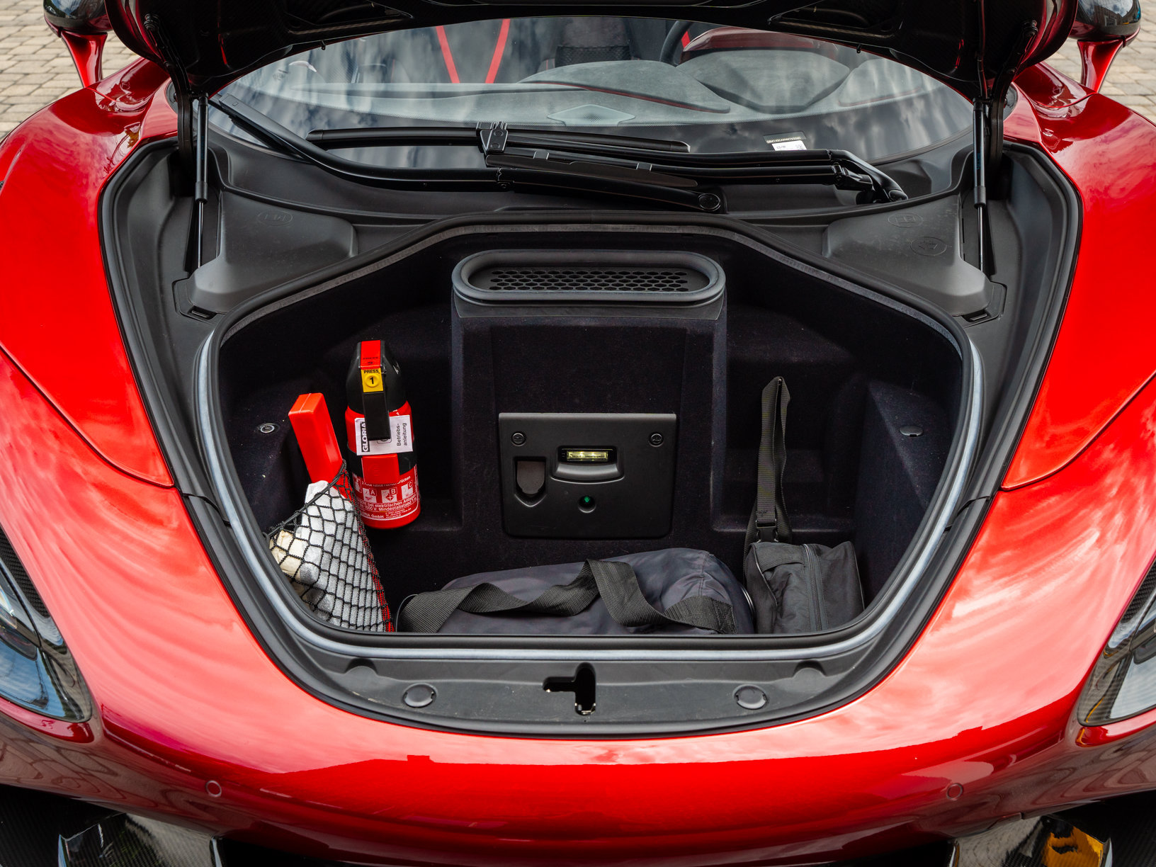 Used 2022 McLaren 765LT photo 44
