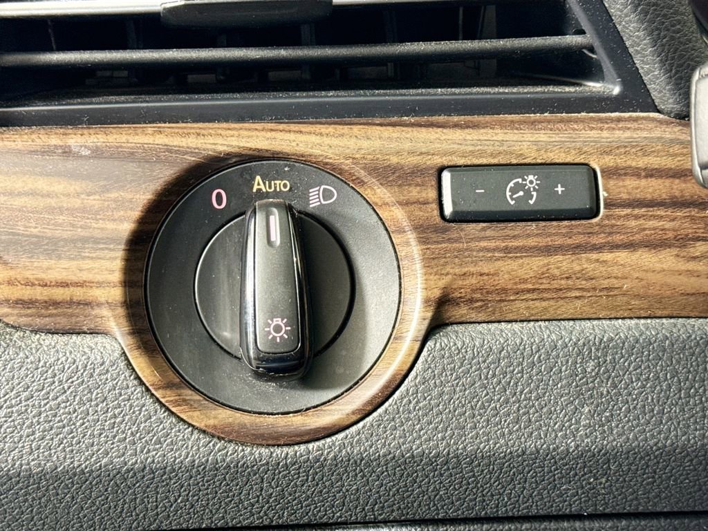 2022 Volkswagen Passat 2.0T