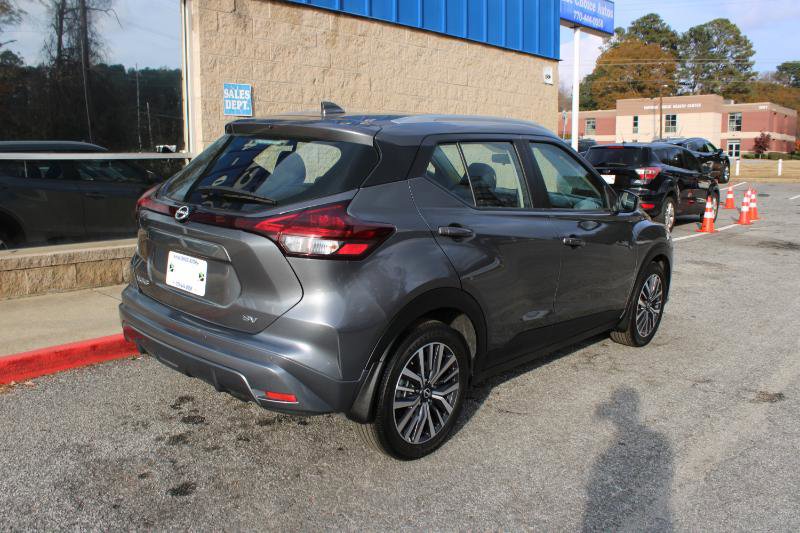 2022 Nissan Kicks SV