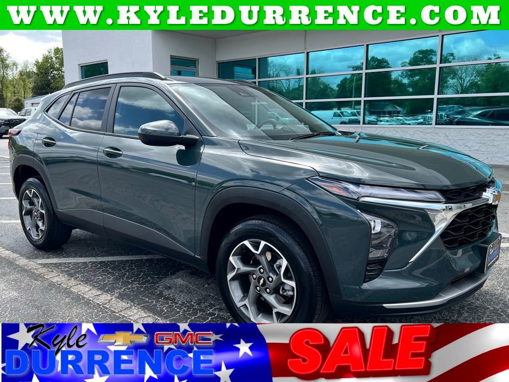 Used 2025 Chevrolet Trax LT