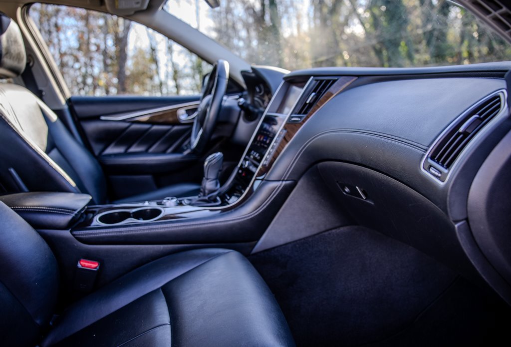 2019 INFINITI Q50 Luxe