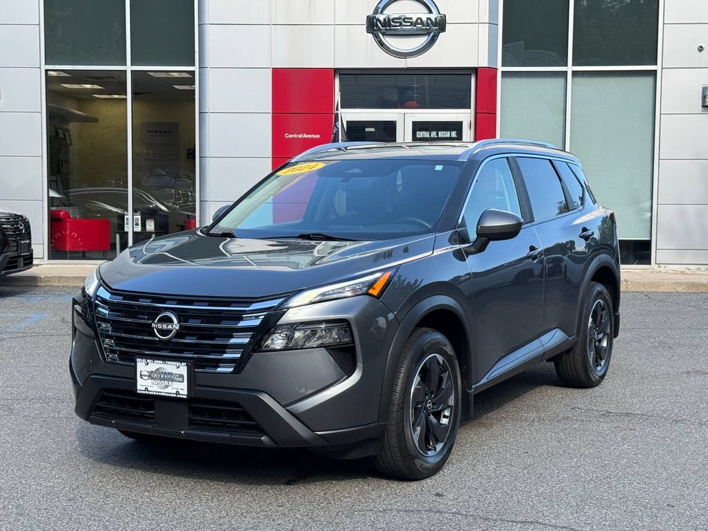 Used 2024 Nissan Rogue SV w/ SV Premium Package