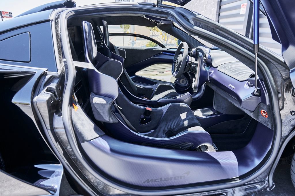 Used 2019 McLaren Senna photo 35
