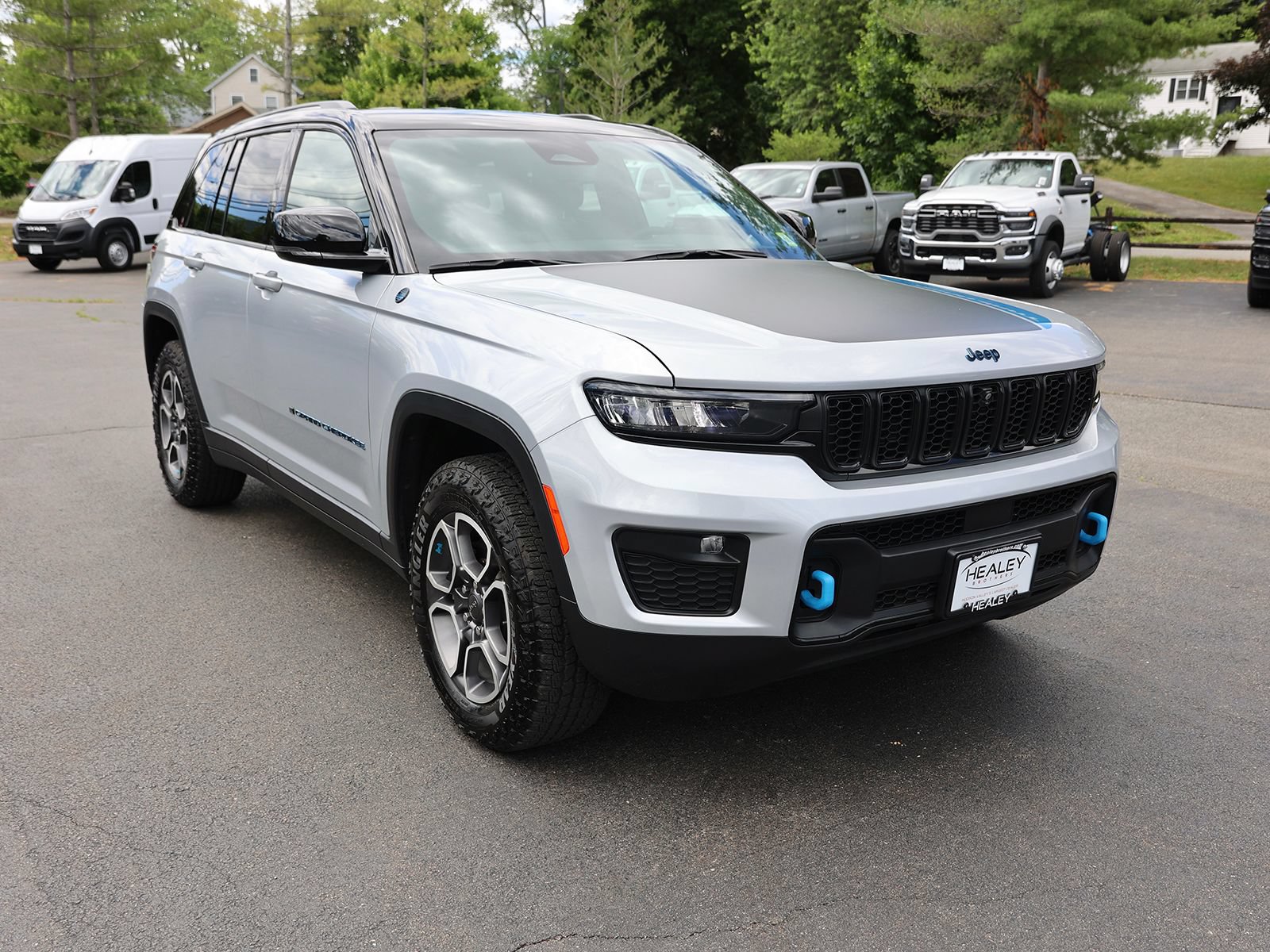 Used 2023 Jeep Grand Cherokee Trailhawk w/ Luxury Tech Group III