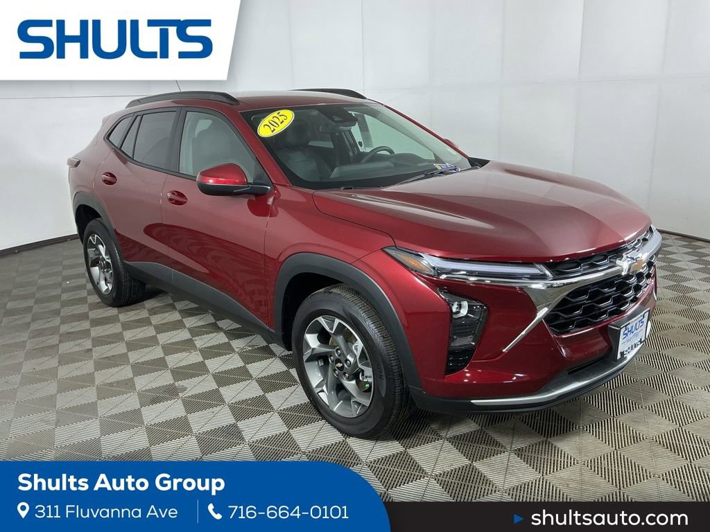 Used 2025 Chevrolet Trax LT w/ Driver Confidence Package