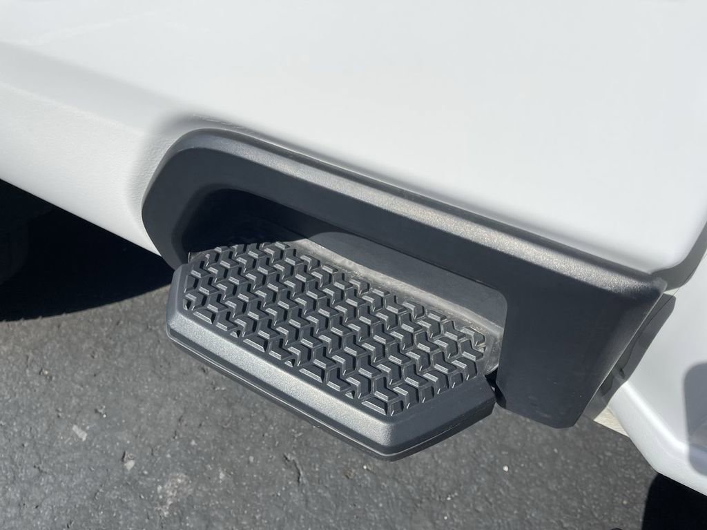 2023 Chevrolet Silverado 2500 W/T