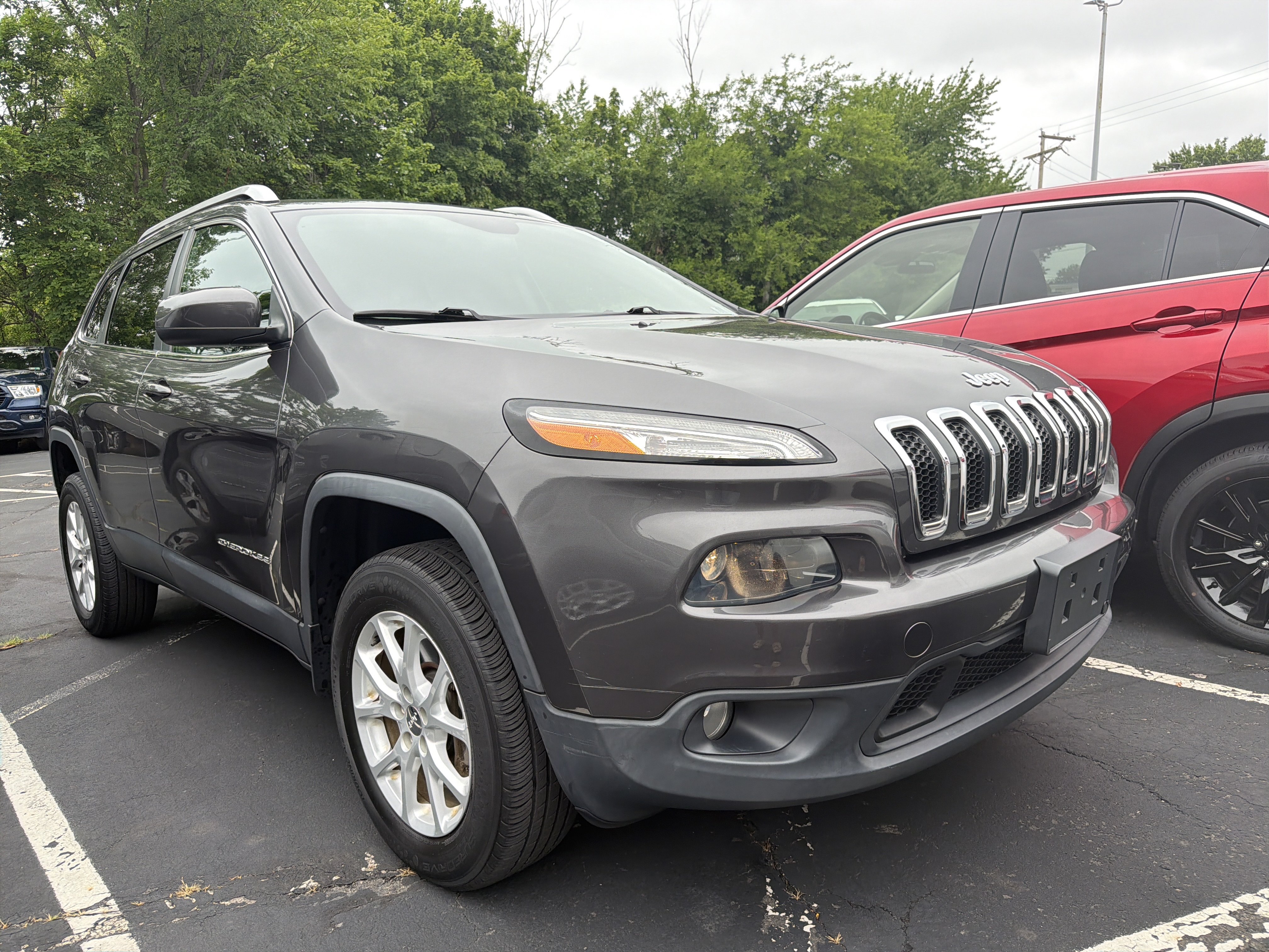 Used 2015 Jeep Cherokee Latitude w/ Comfort/Convenience Group