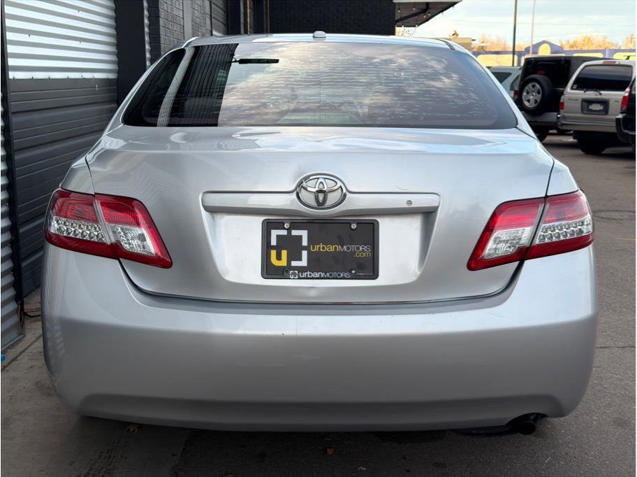 2010 Toyota Camry LE