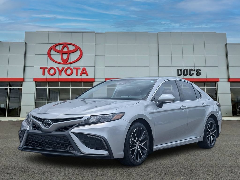 Used 2024 Toyota Camry SE