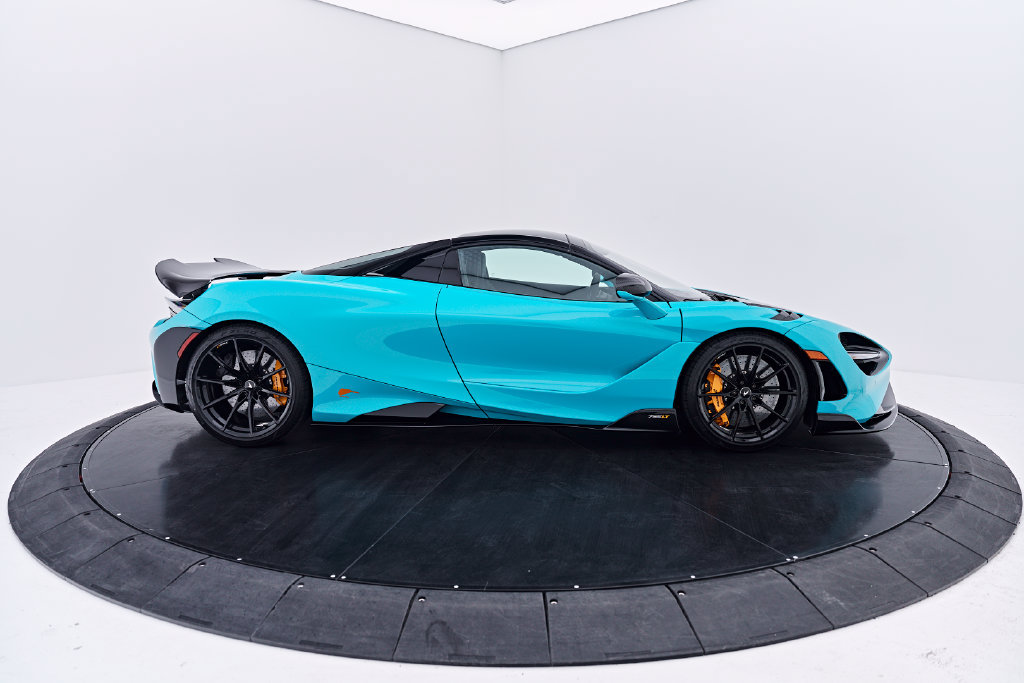 Used 2022 McLaren 765LT photo 23