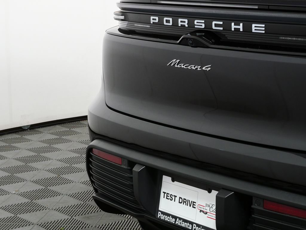 2025 Porsche Macan 4 Electric