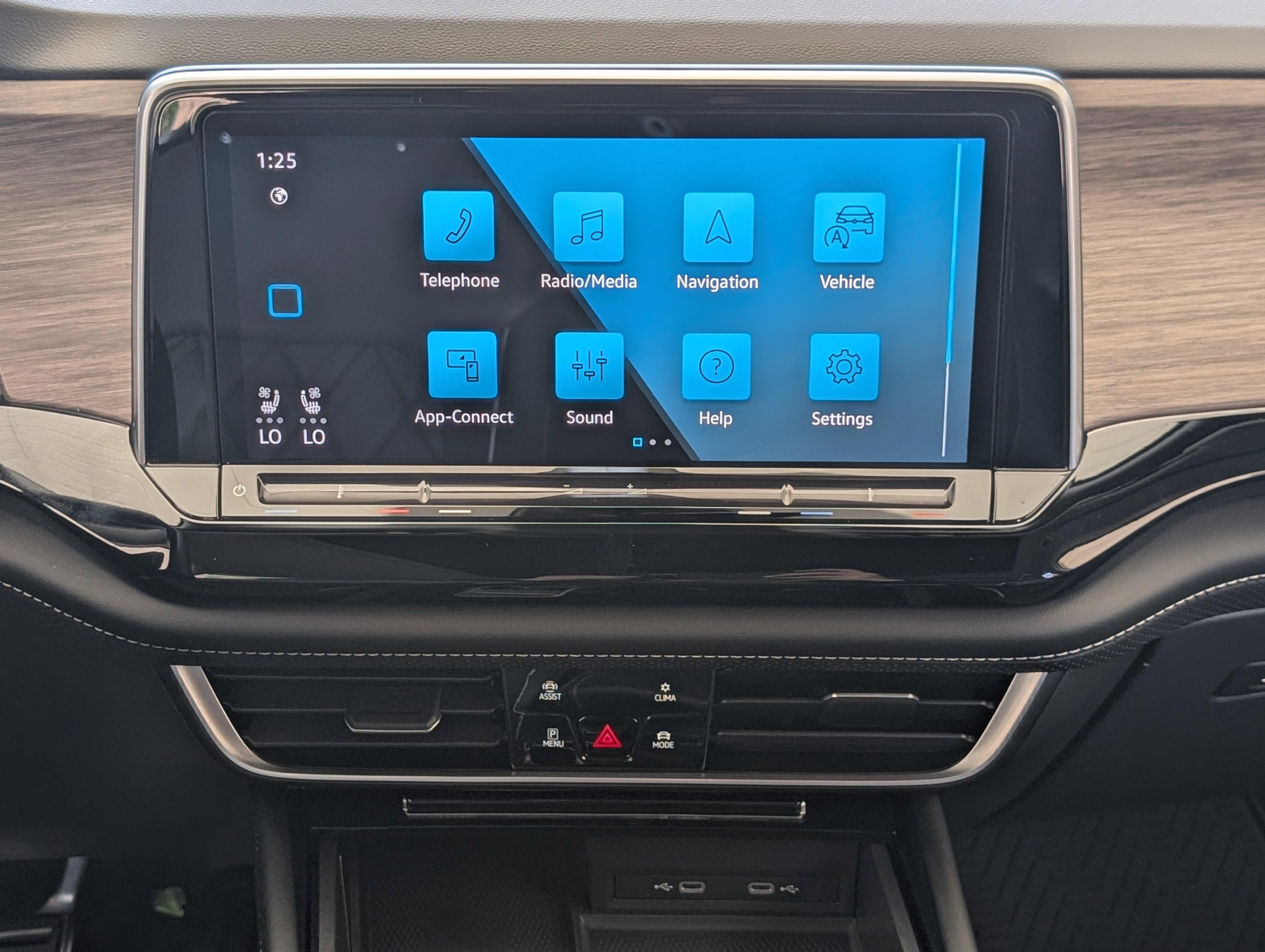 2024 Volkswagen Atlas SEL Premium R-Line