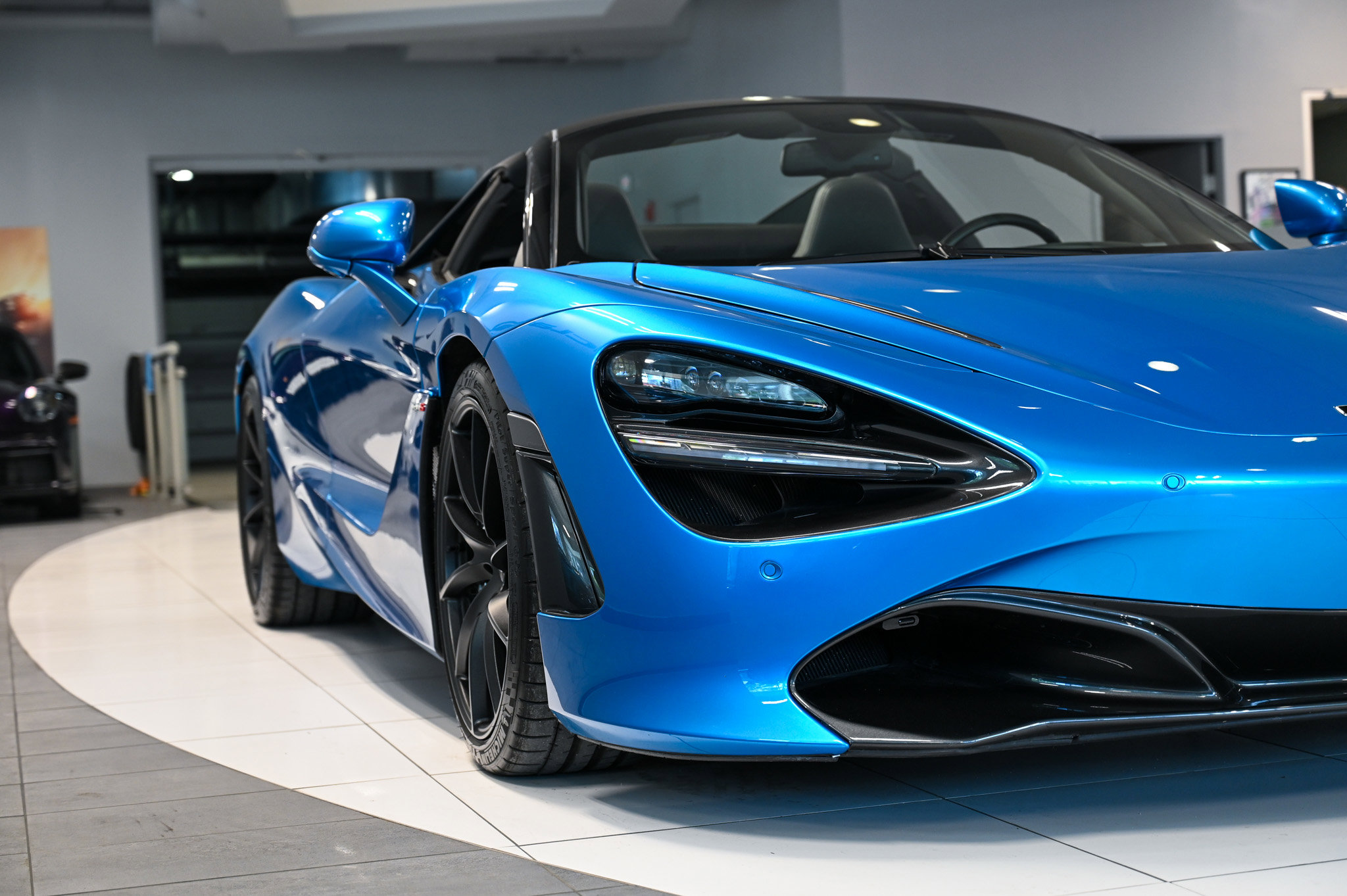 Used 2020 McLaren 720S Luxury photo 18