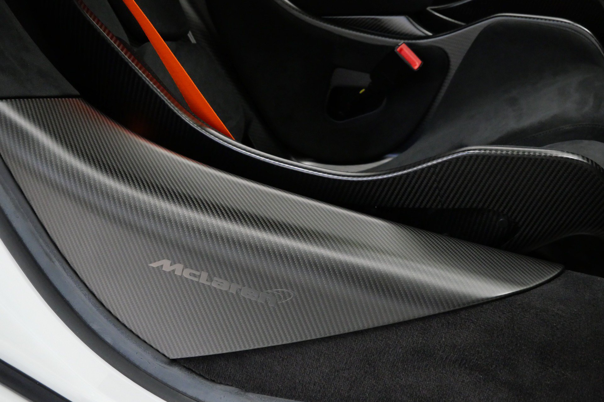 Used 2019 McLaren 600LT photo 34