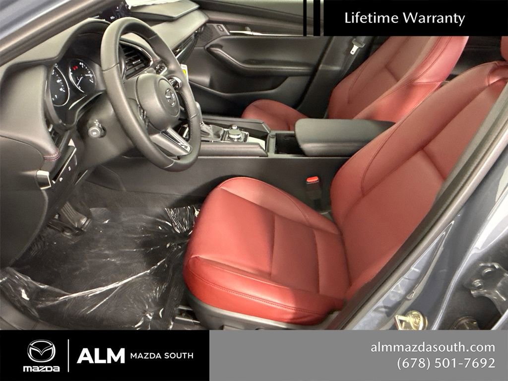 2026 MAZDA Mazda3 Carbon