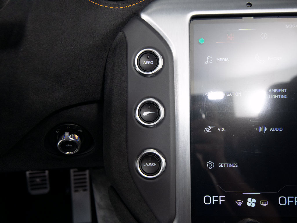 Used 2024 McLaren 750S Spider photo 19