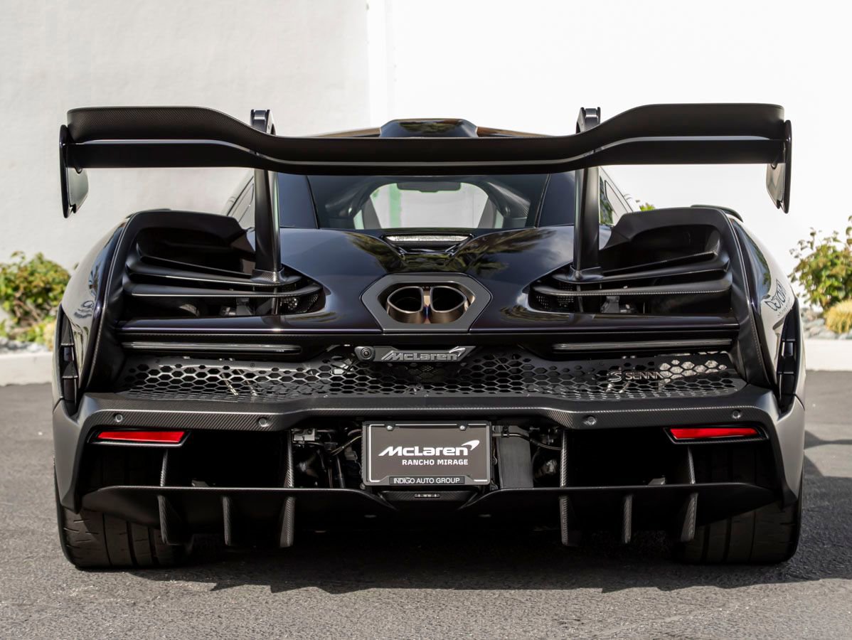 Used 2019 McLaren Senna photo 8