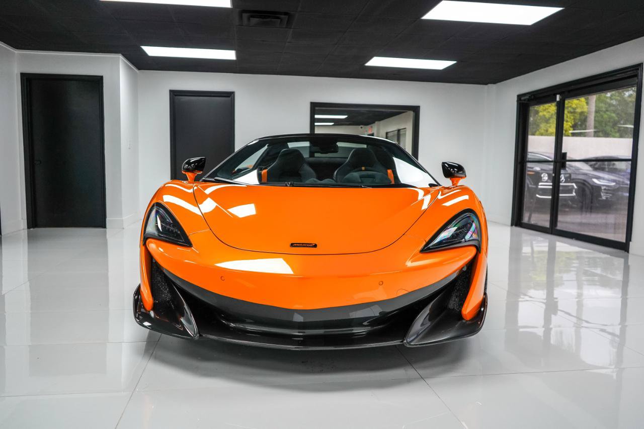 Used 2020 McLaren 600LT Spider photo 9
