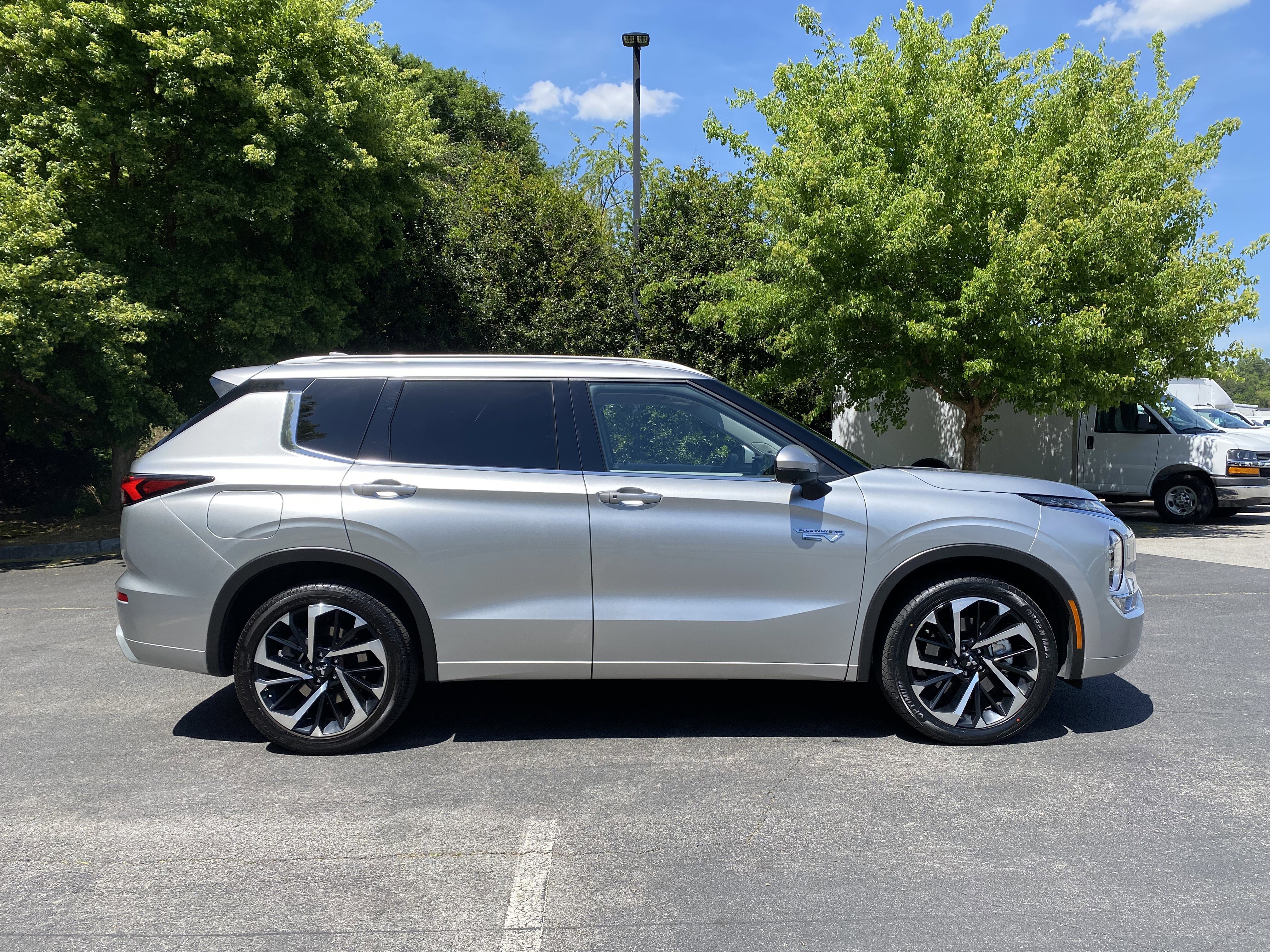 2024 Mitsubishi Outlander 4WD Plug-In Hybrid