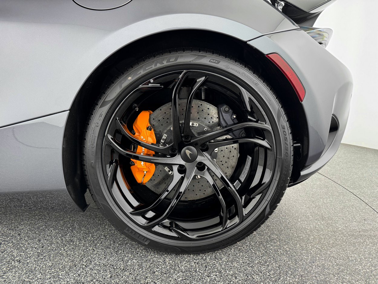 New 2026 McLaren 750S Spider photo 31