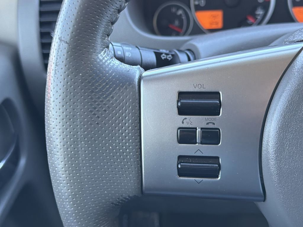 2011 Nissan Frontier SL