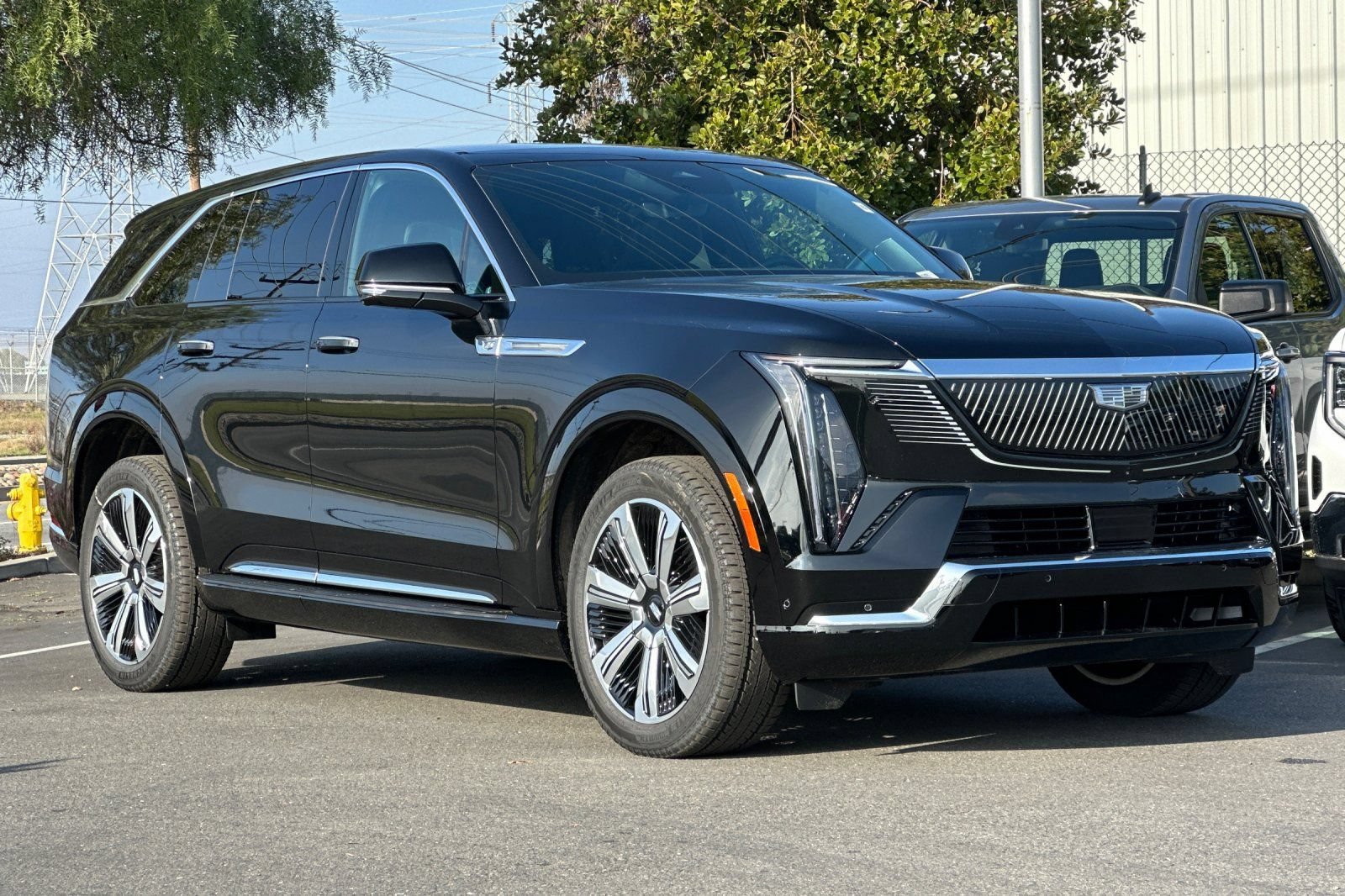 Used 2025 Cadillac Escalade IQ Luxury 2