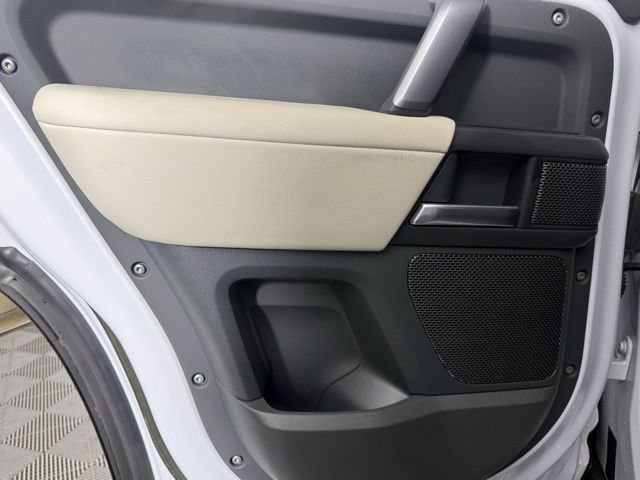 2023 Land Rover Defender 110 X-Dynamic SE