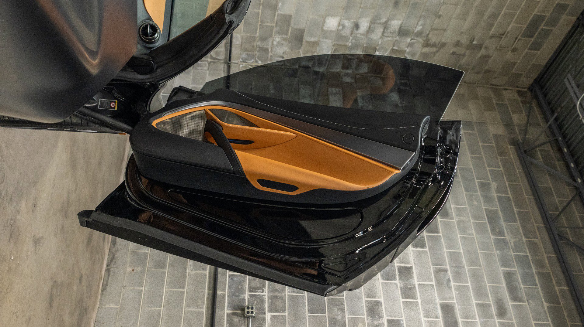 Used 2020 McLaren 720S Spider photo 48