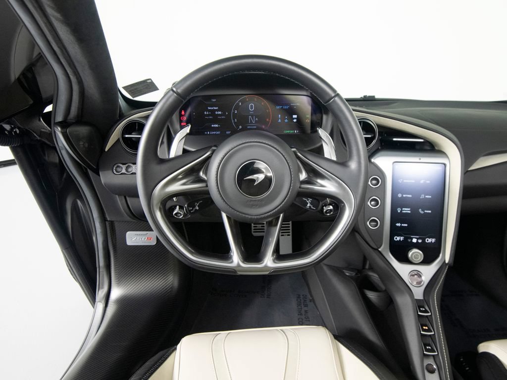 Used 2024 McLaren 750S Spider photo 17