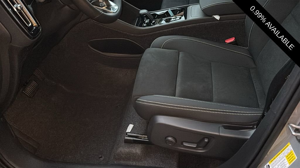 2026 Volvo Xc40 B5 Ultra