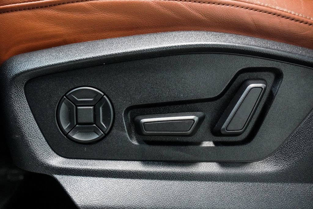 2022 Audi Q8 Premium Plus